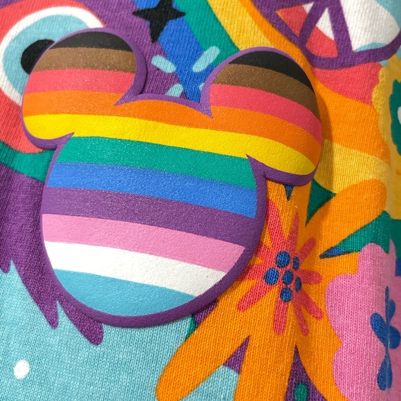 Disneyland Spirit Jersey Pride Collection Adult S Colorful Artsy Gay Day Floral - Picture 3 of 7